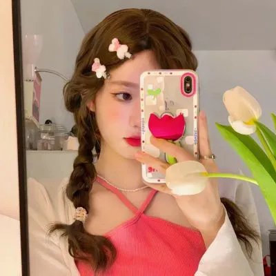 艳女新装 在线观看