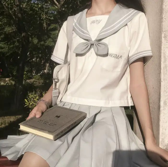 系统逼我做皇后第五季 在线观看